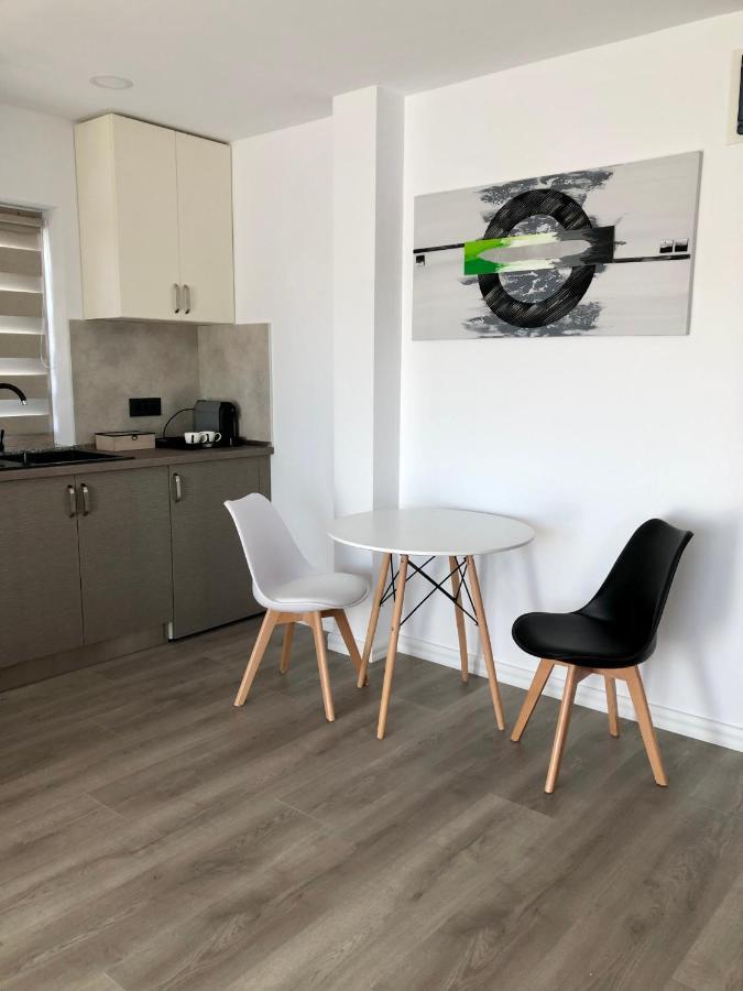 Modern And New Apartments In North Of Timisoara - Pnm Residence Dumbravita  Exterior foto