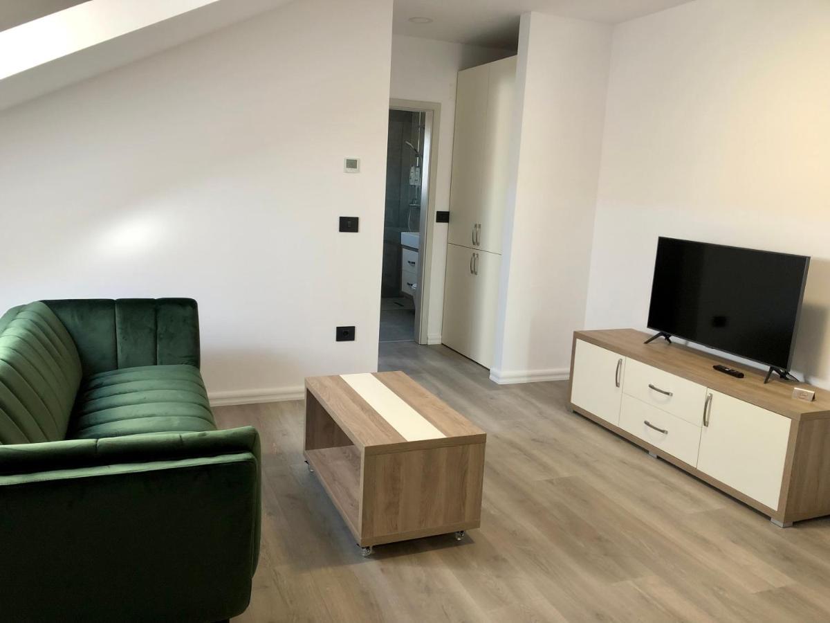 Modern And New Apartments In North Of Timisoara - Pnm Residence Dumbravita  Exterior foto