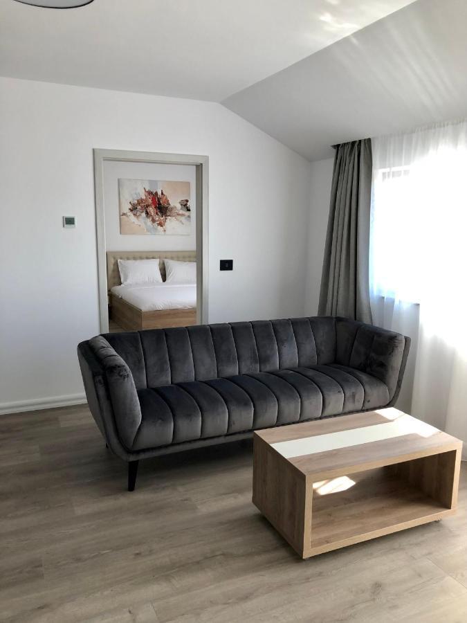 Modern And New Apartments In North Of Timisoara - Pnm Residence Dumbravita  Exterior foto