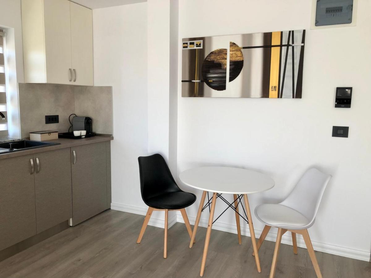 Modern And New Apartments In North Of Timisoara - Pnm Residence Dumbravita  Exterior foto