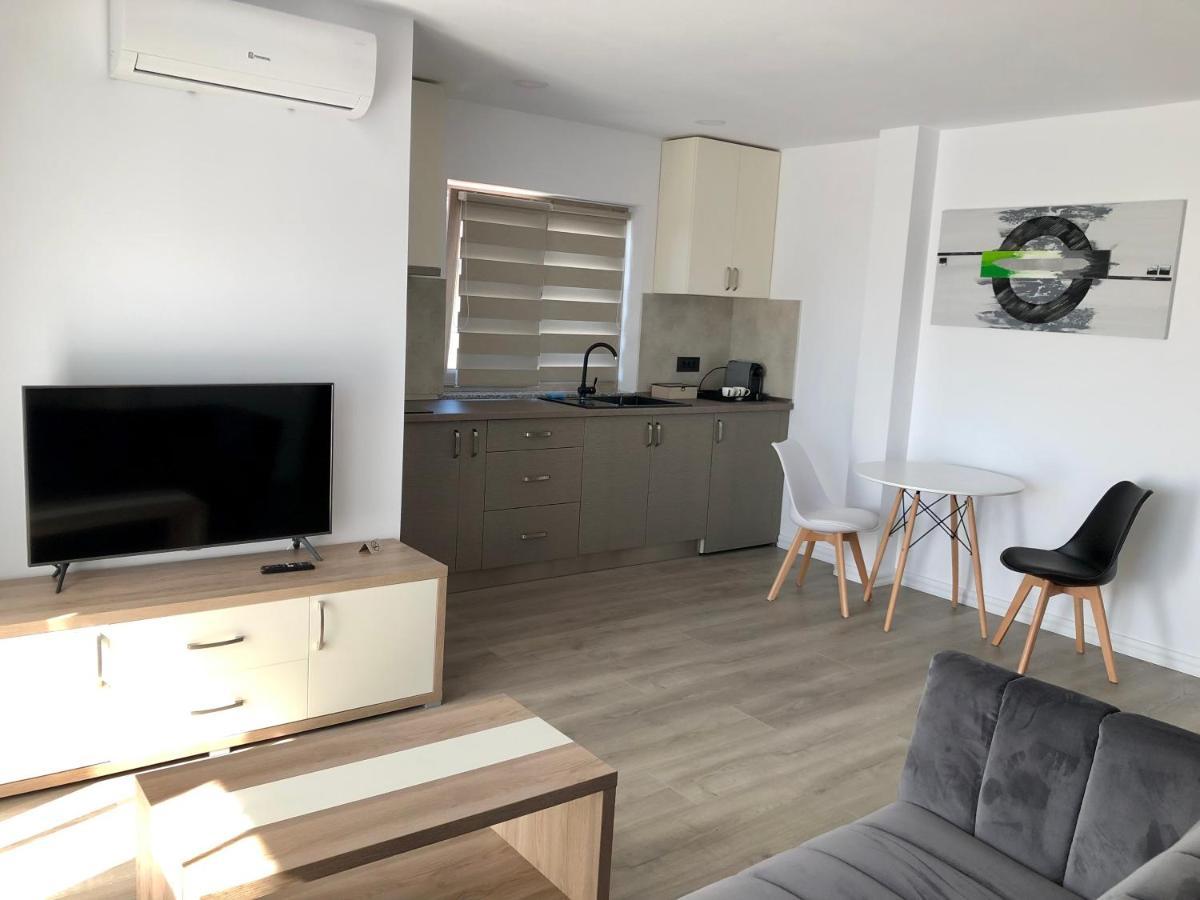 Modern And New Apartments In North Of Timisoara - Pnm Residence Dumbravita  Exterior foto